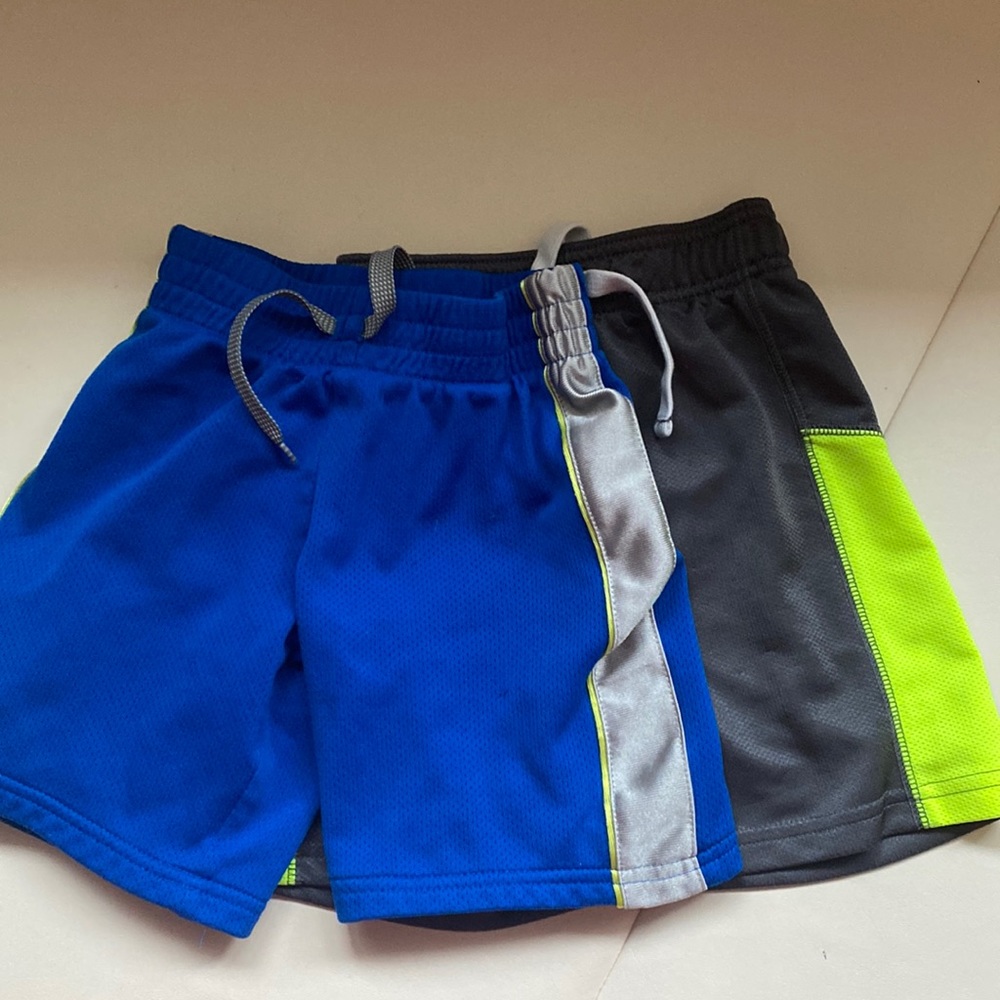 Bundle of 3T athletic shorts, 1 pair carter and 1 pair old navy.